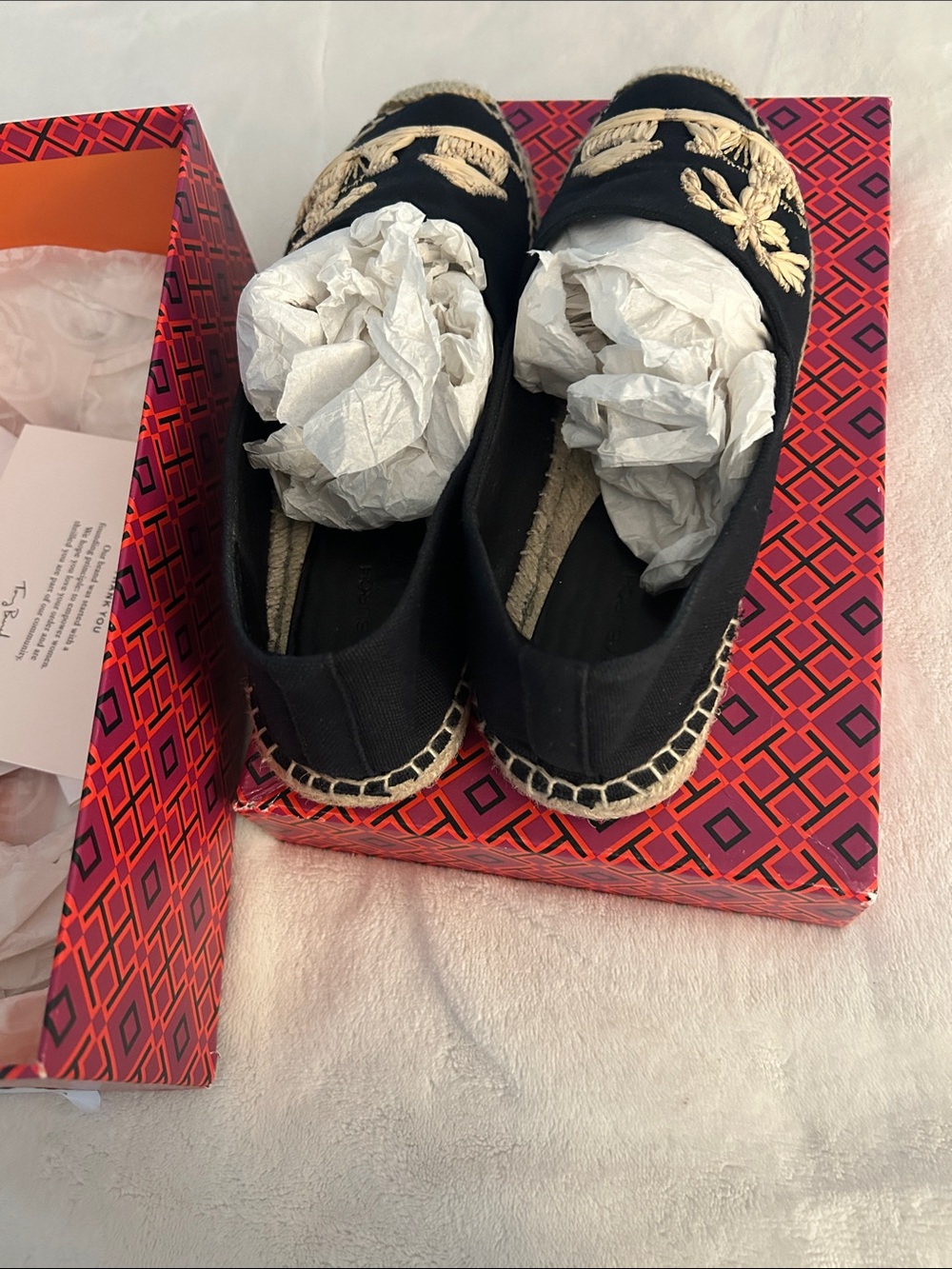 Tory Burch Black Espadrille Flats with Beige Raffia Palm Motif - Picture 2 of 4